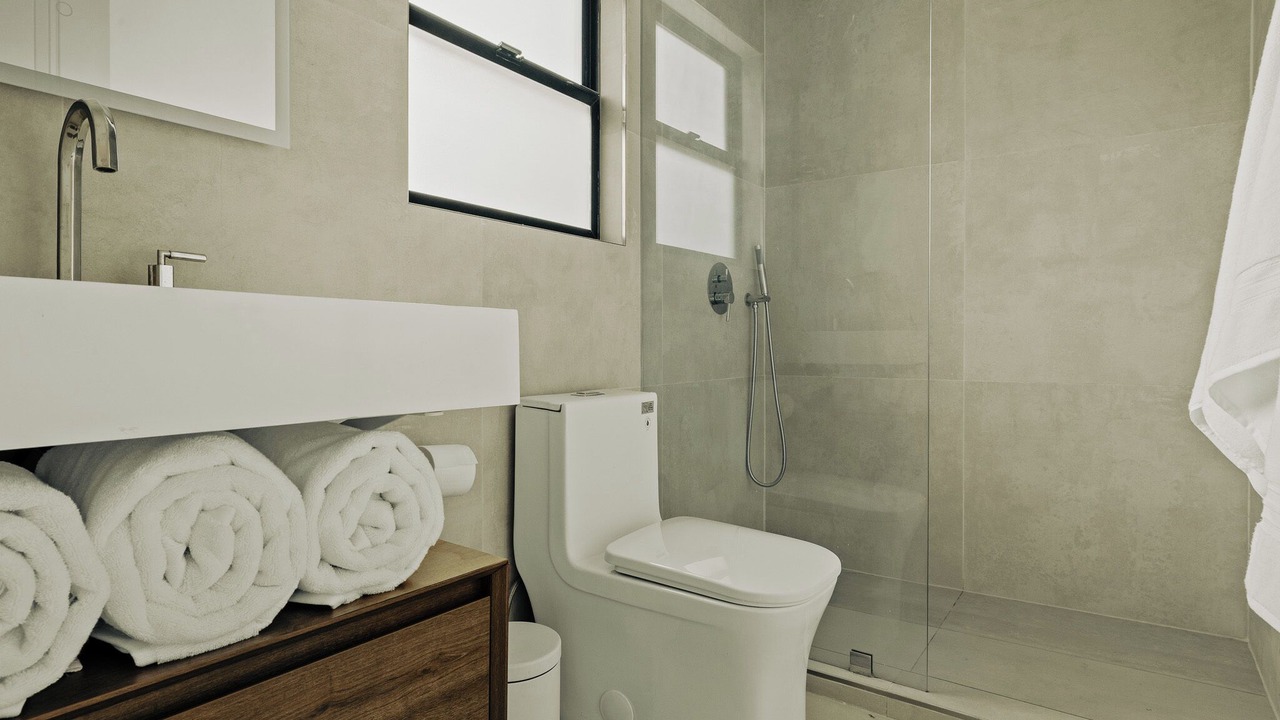 Photo of Bathroom in Windsor Square