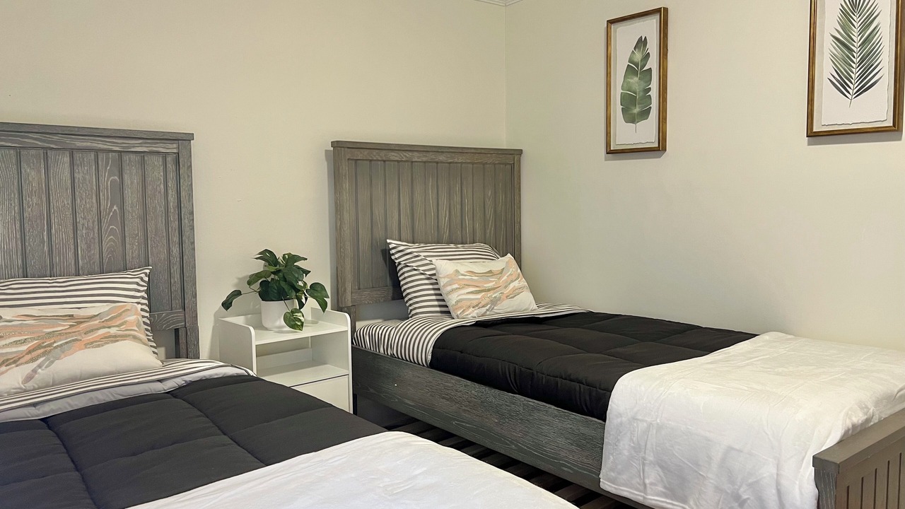 Photo of Bedroom in East Hollywood