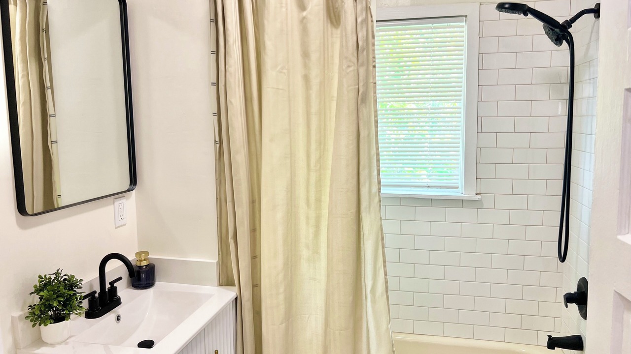 Photo of Bathroom in East Hollywood