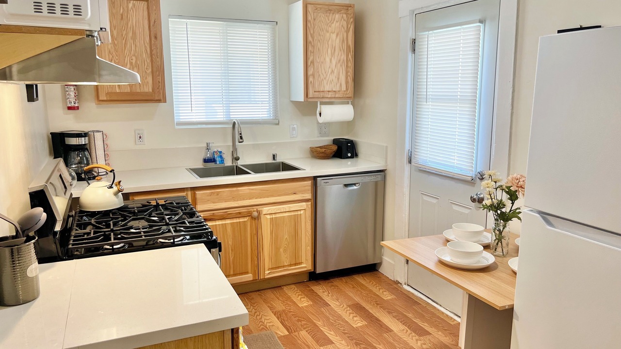Photo of Kitchen in East Hollywood