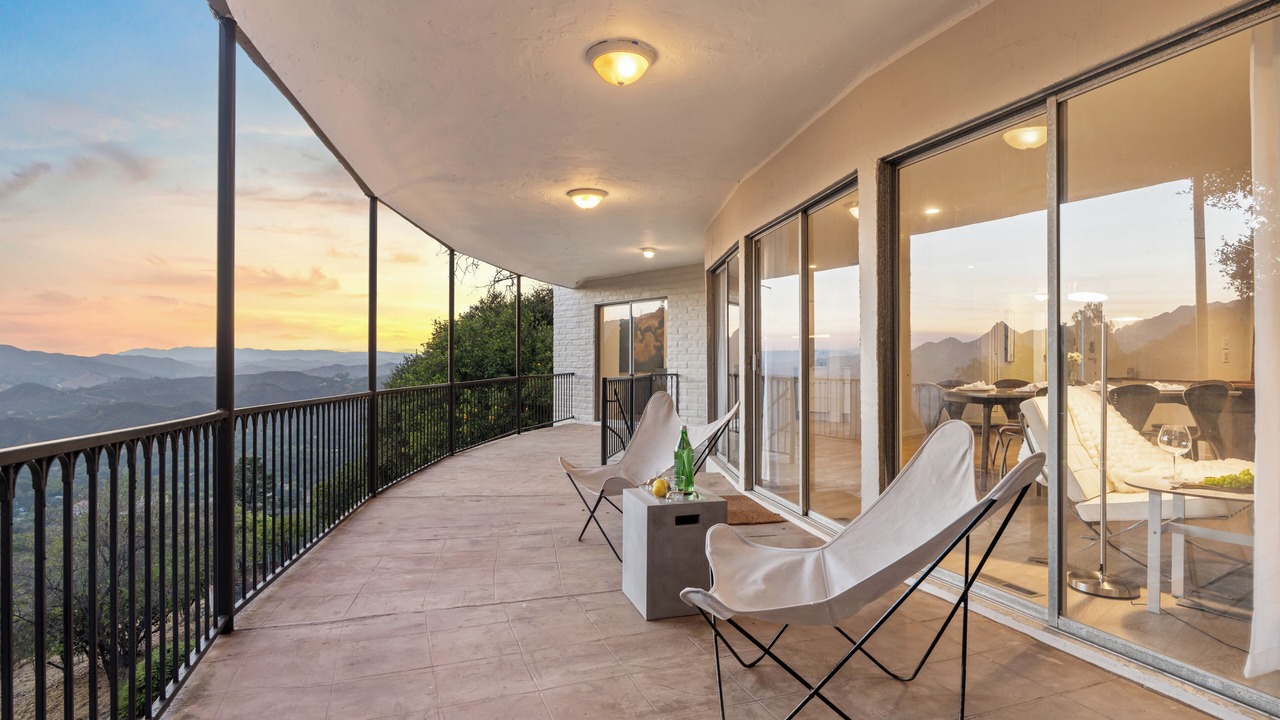 Photo of Patio Balcony in Malibu
