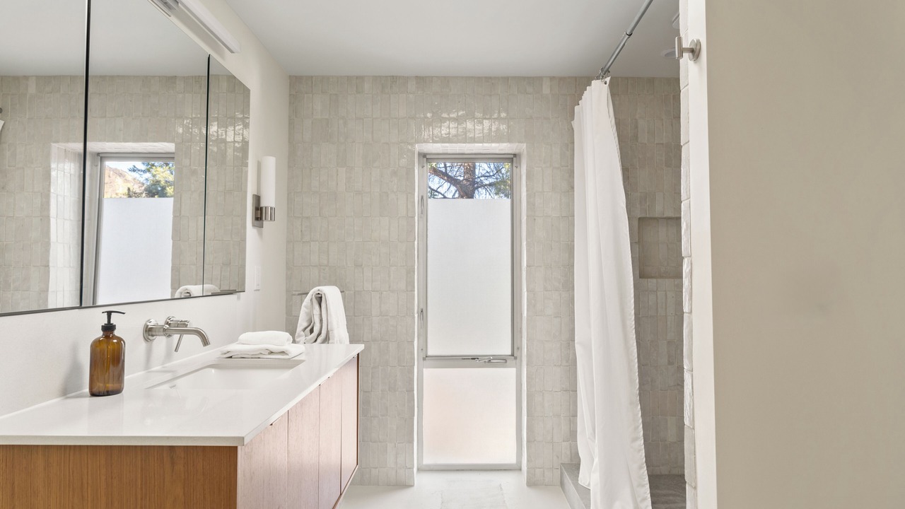 Photo of Bathroom in Malibu
