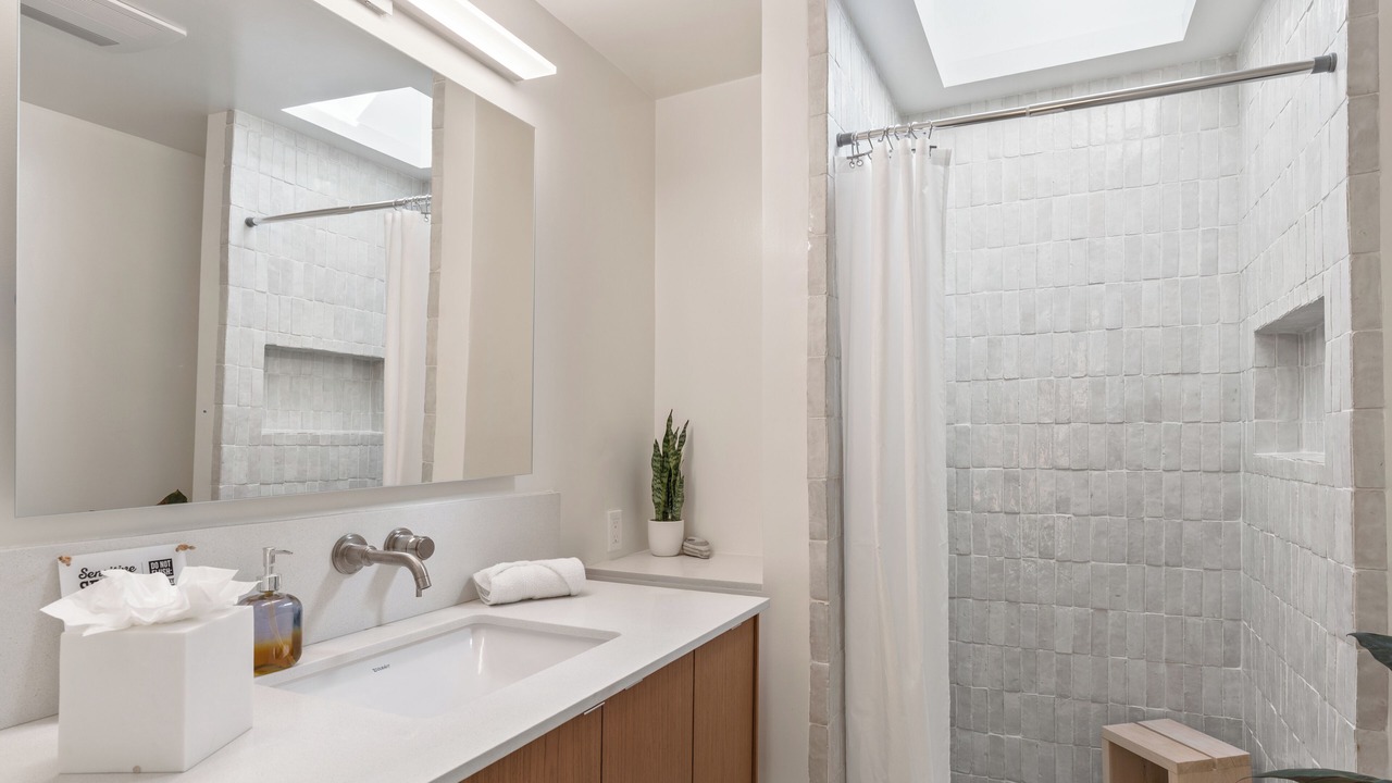 Photo of Bathroom in Malibu