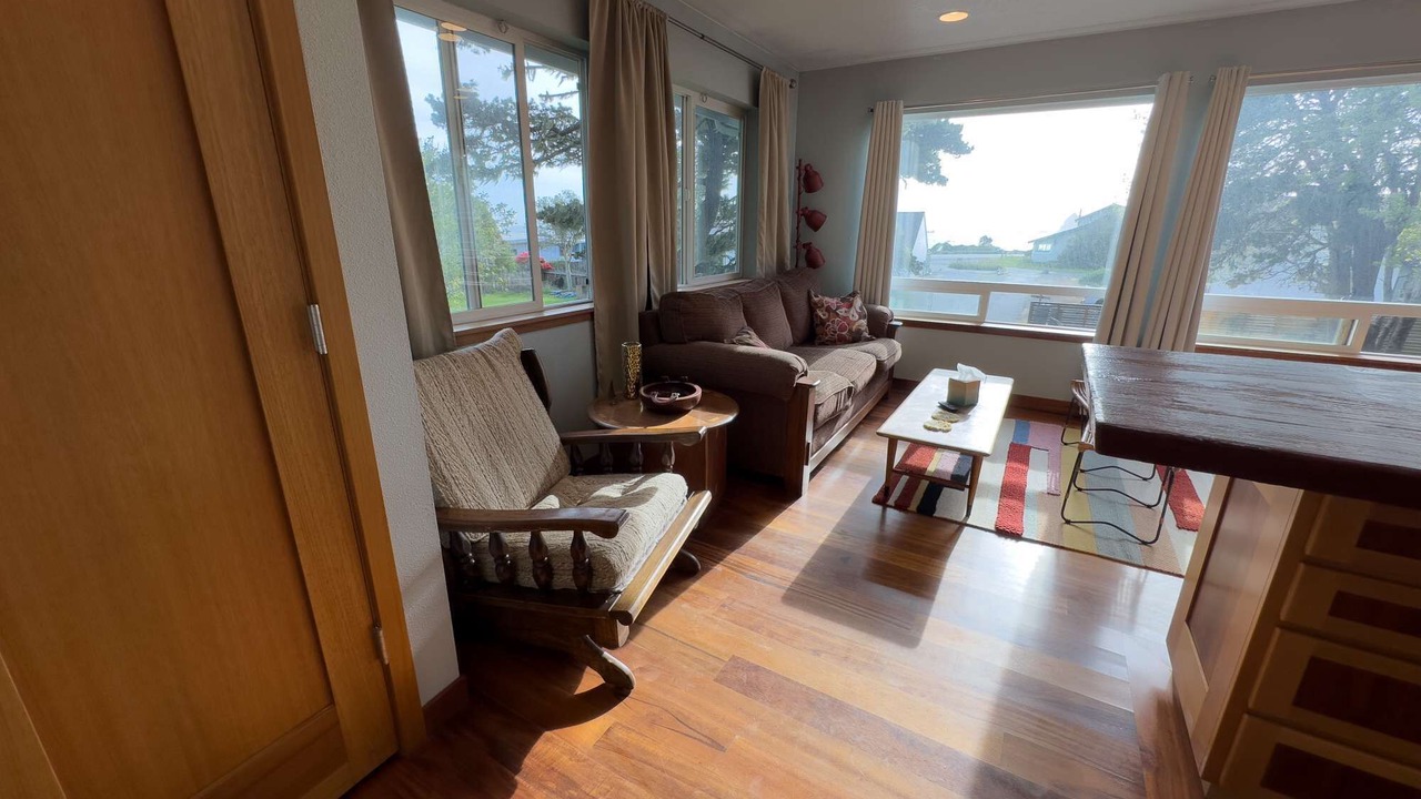 Photo of Livingroom in Crescent City North