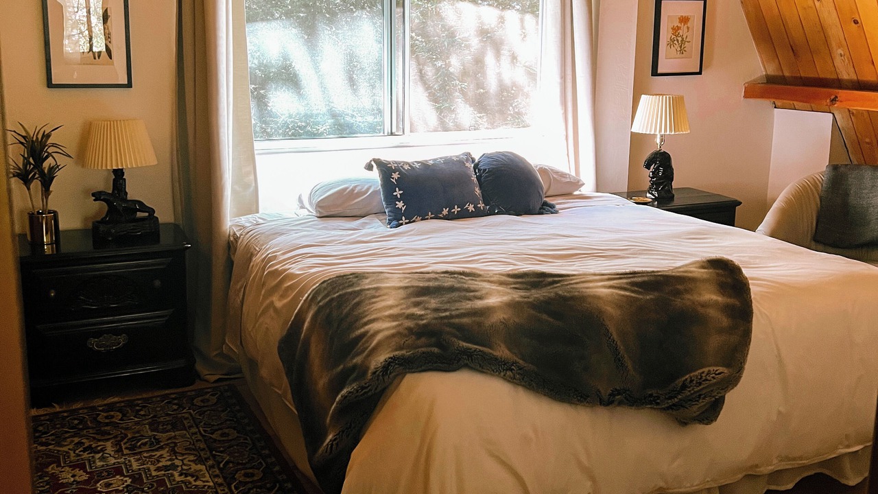 Photo of Bedroom in Arrowbear Lake