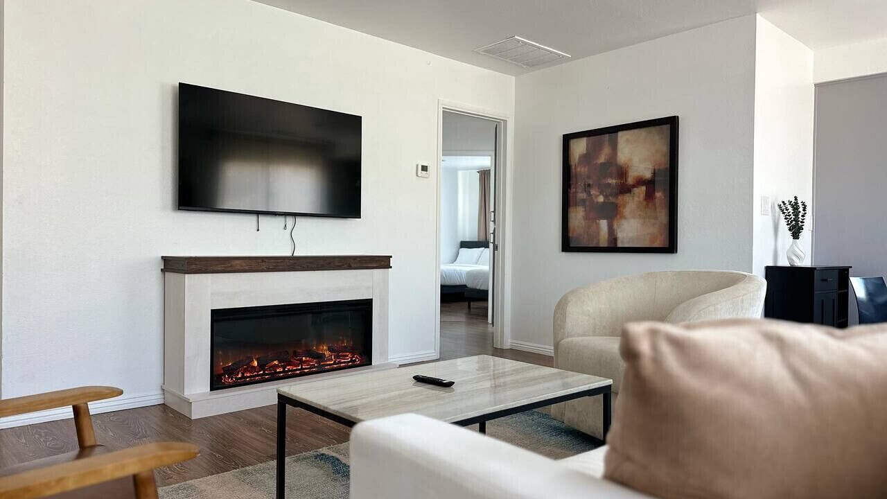 Photo of Livingroom in Lawndale