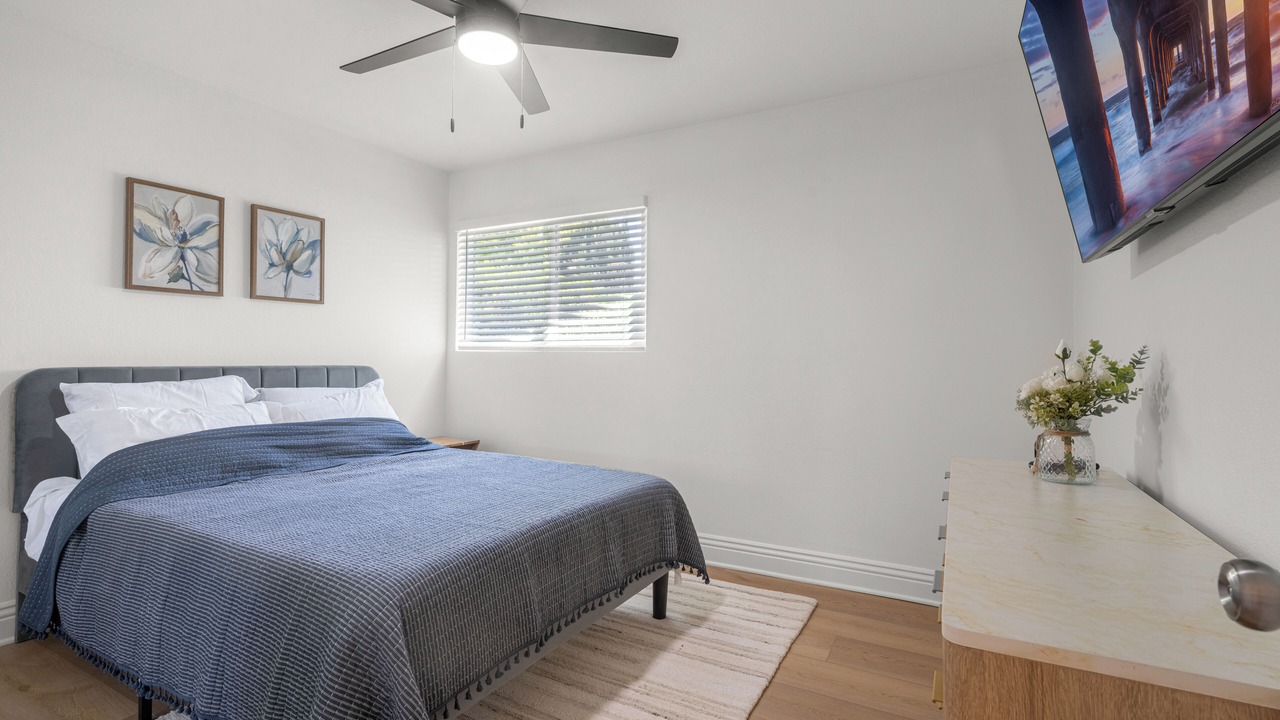 Photo of Bedroom in West Hills