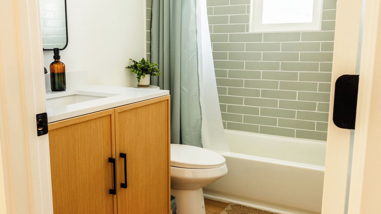 Photo of Bathroom in Ridgecrest