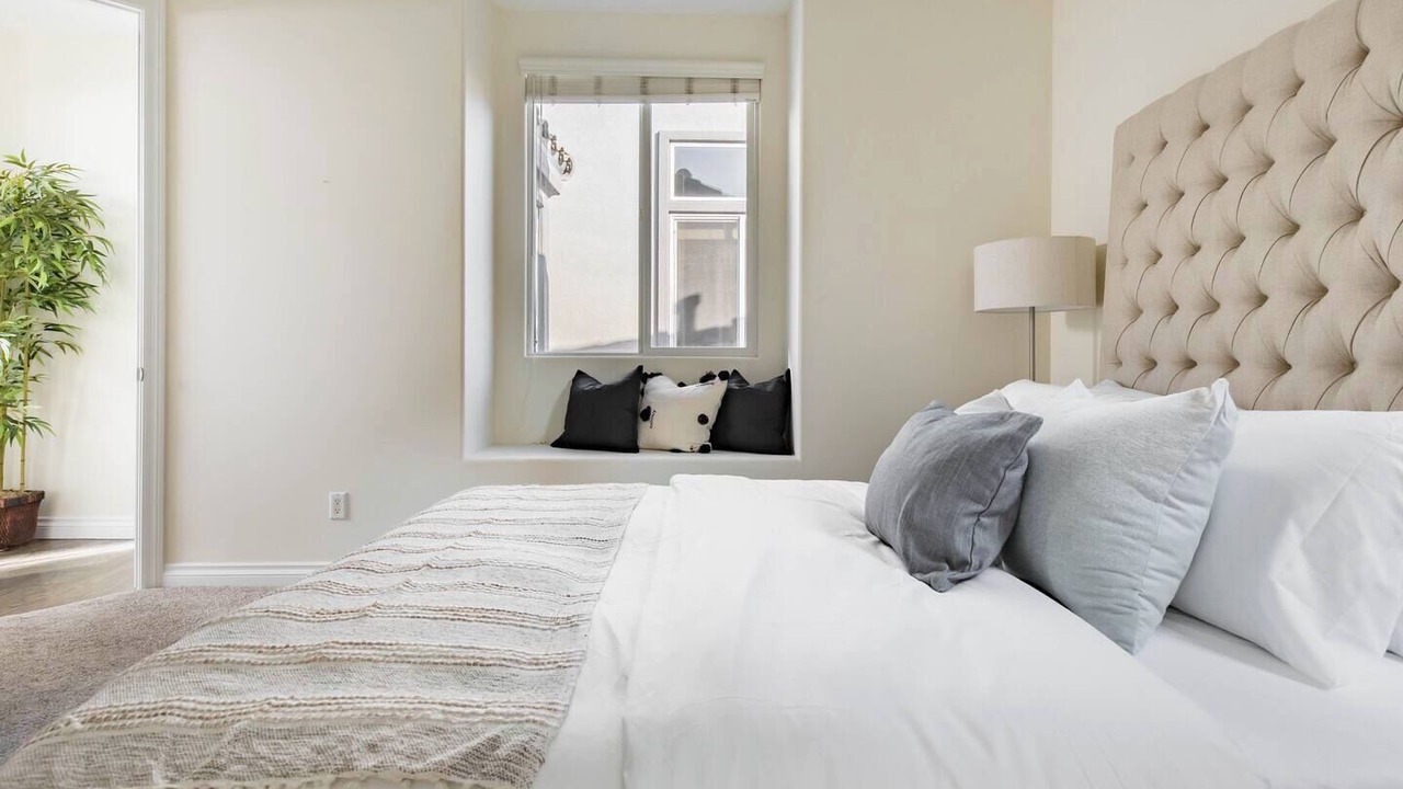 Photo of Bedroom in Huntington Beach