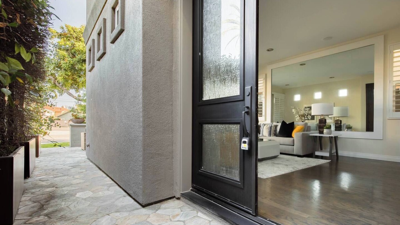 Photo of Patio Balcony in Huntington Beach
