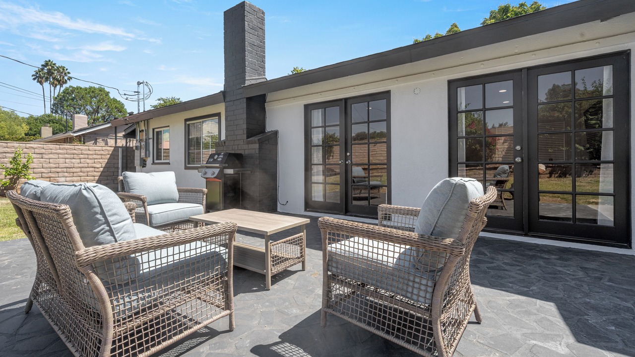 Photo of Patio Balcony in Canoga Park