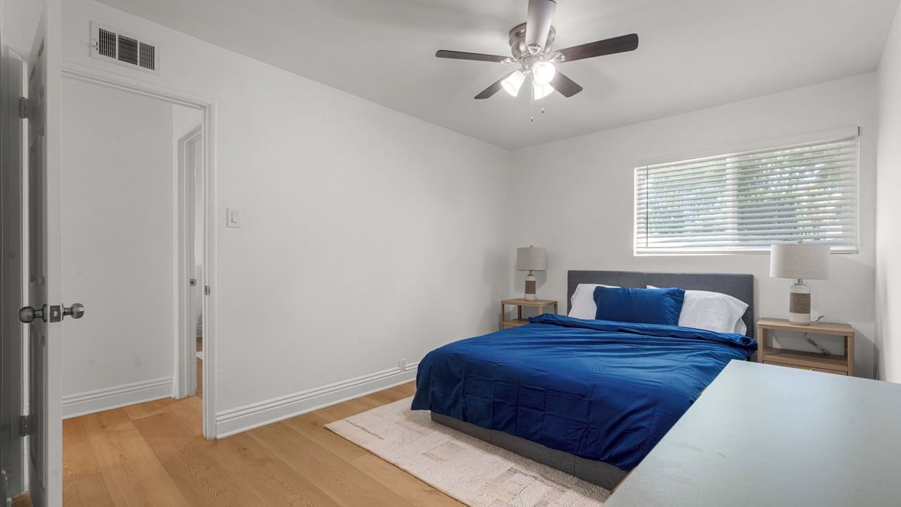 Photo of Bedroom in Canoga Park
