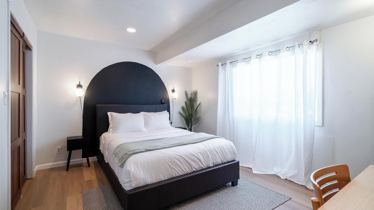 Photo of Bedroom in Davis Tract