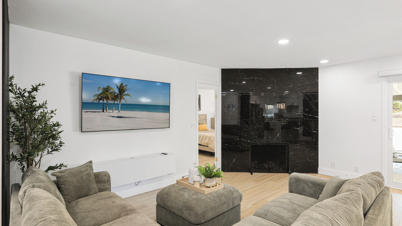 Photo of Livingroom in Garden Grove