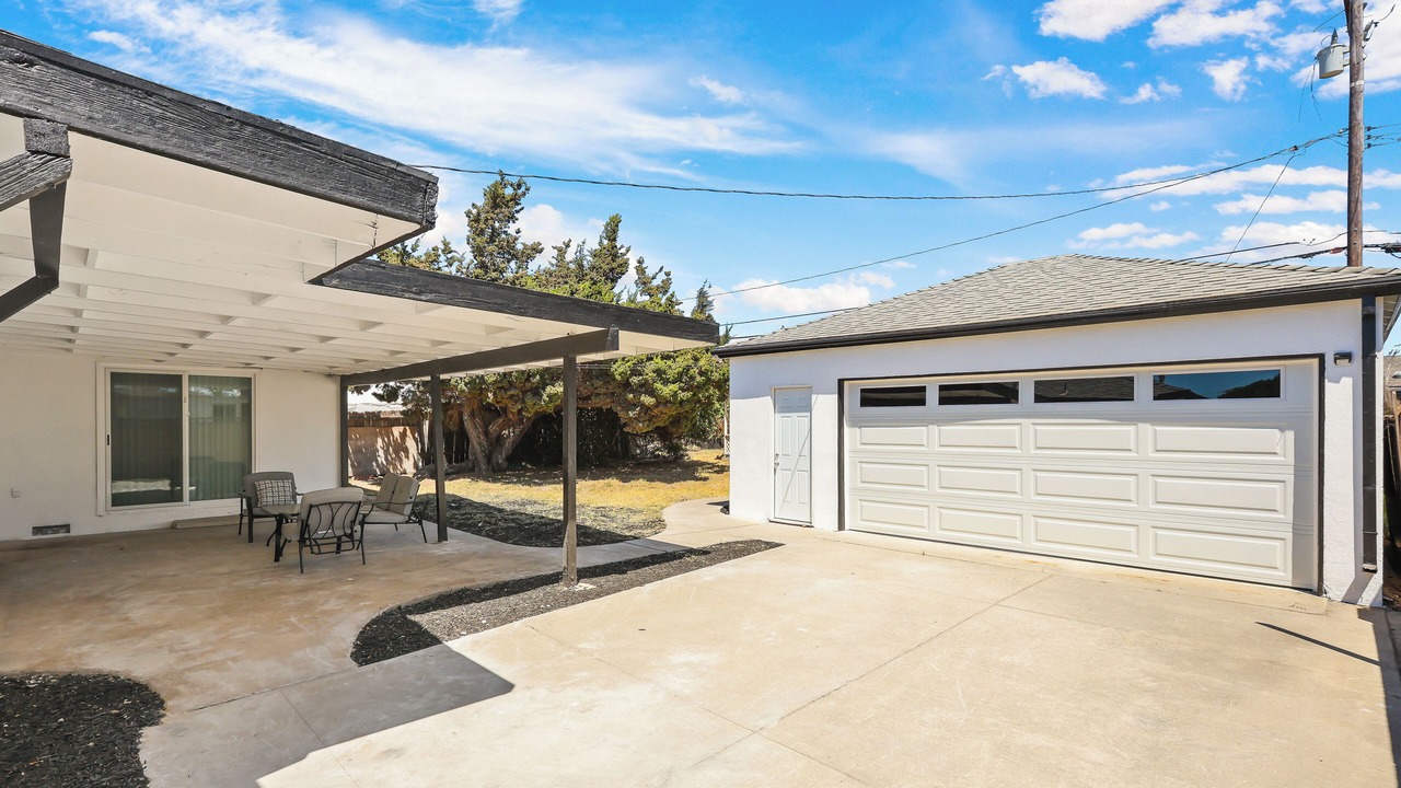 Photo of Patio Balcony in Garden Grove