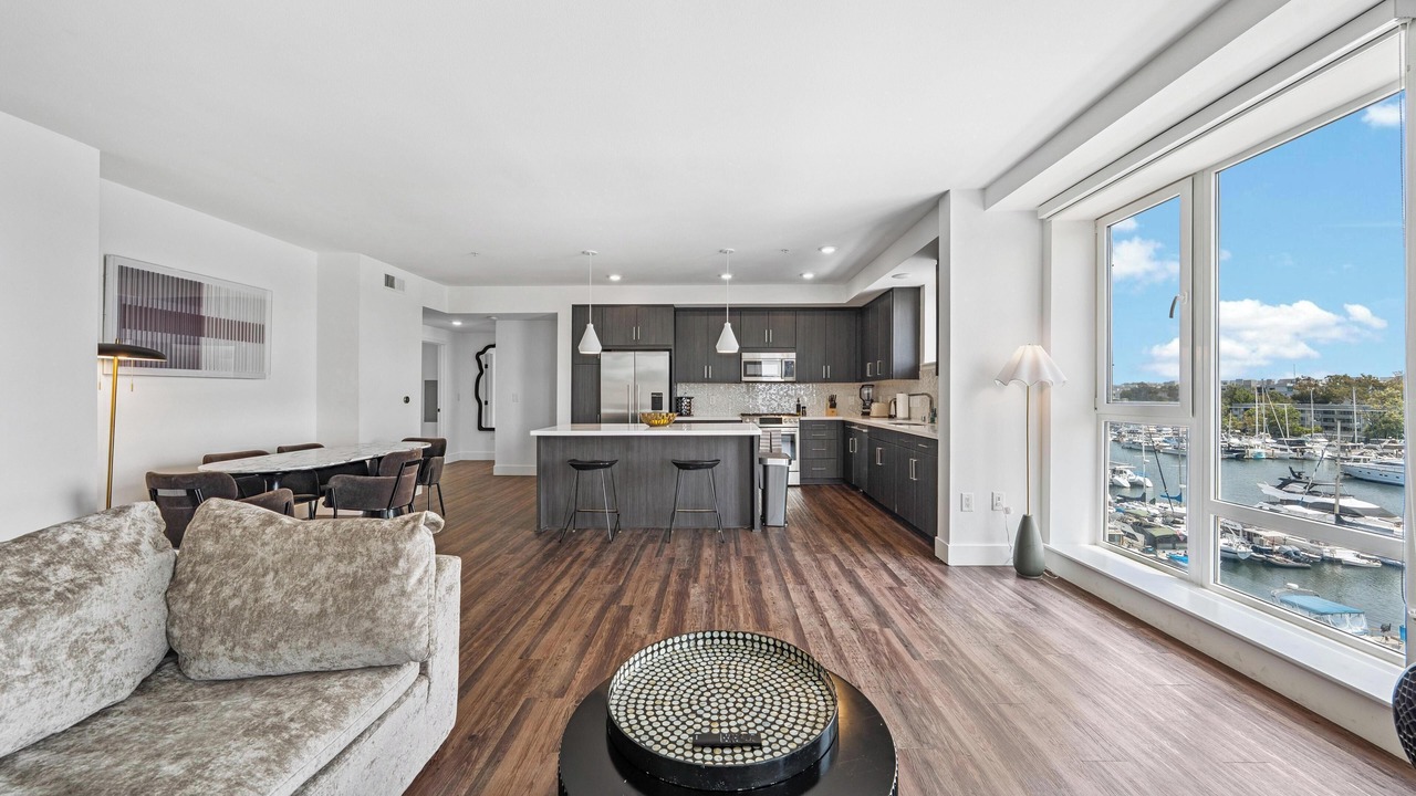Photo of Livingroom in Marina del Rey