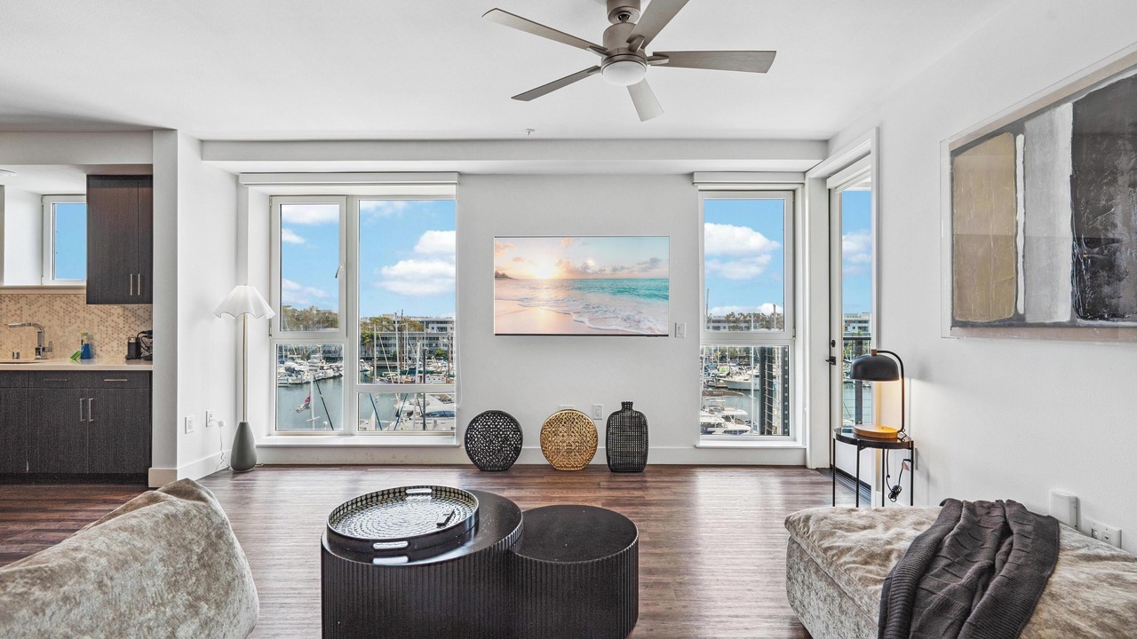 Photo of Livingroom in Marina del Rey