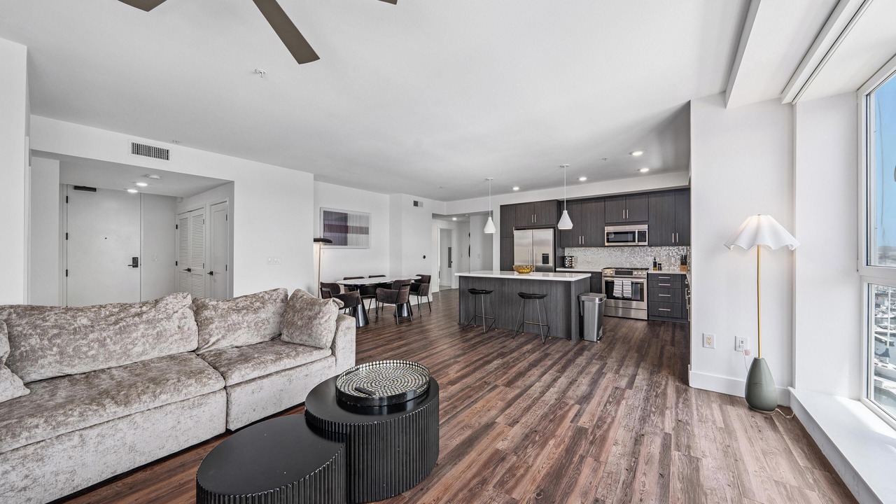 Photo of Livingroom in Marina del Rey