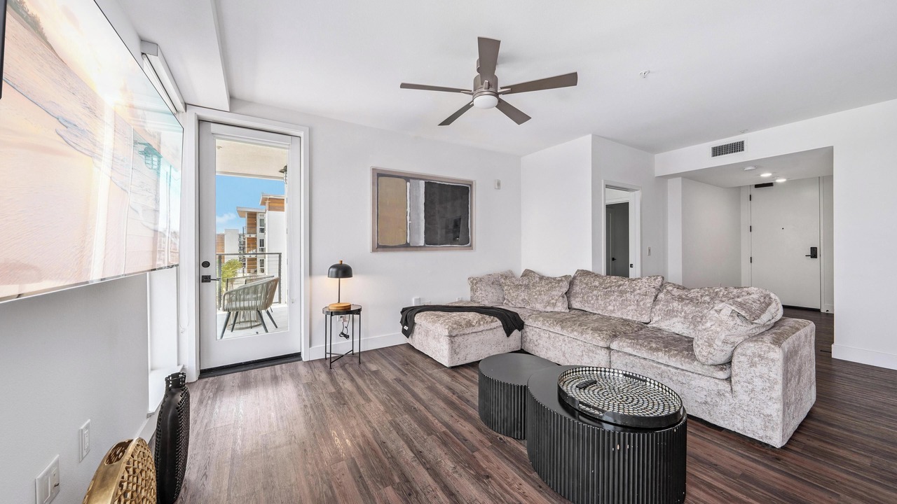 Photo of Livingroom in Marina del Rey