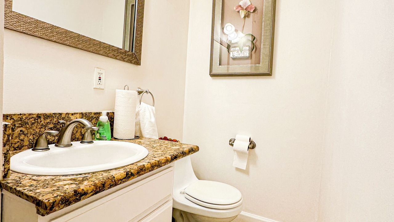 Photo of Bathroom in Encino