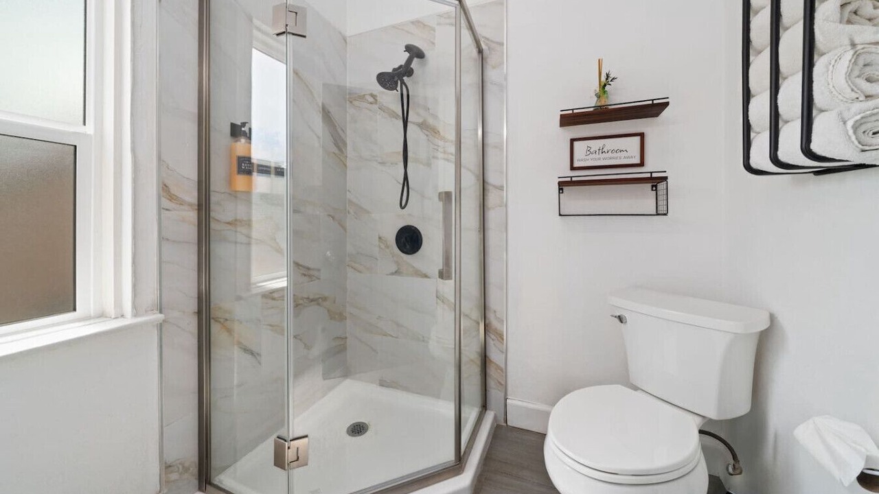 Photo of Bathroom in North Long Beach