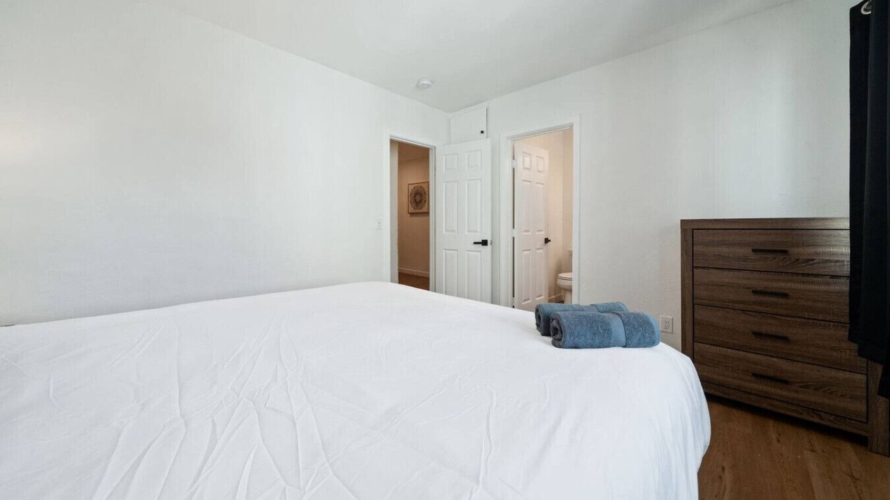 Photo of Bedroom in South Wrigley