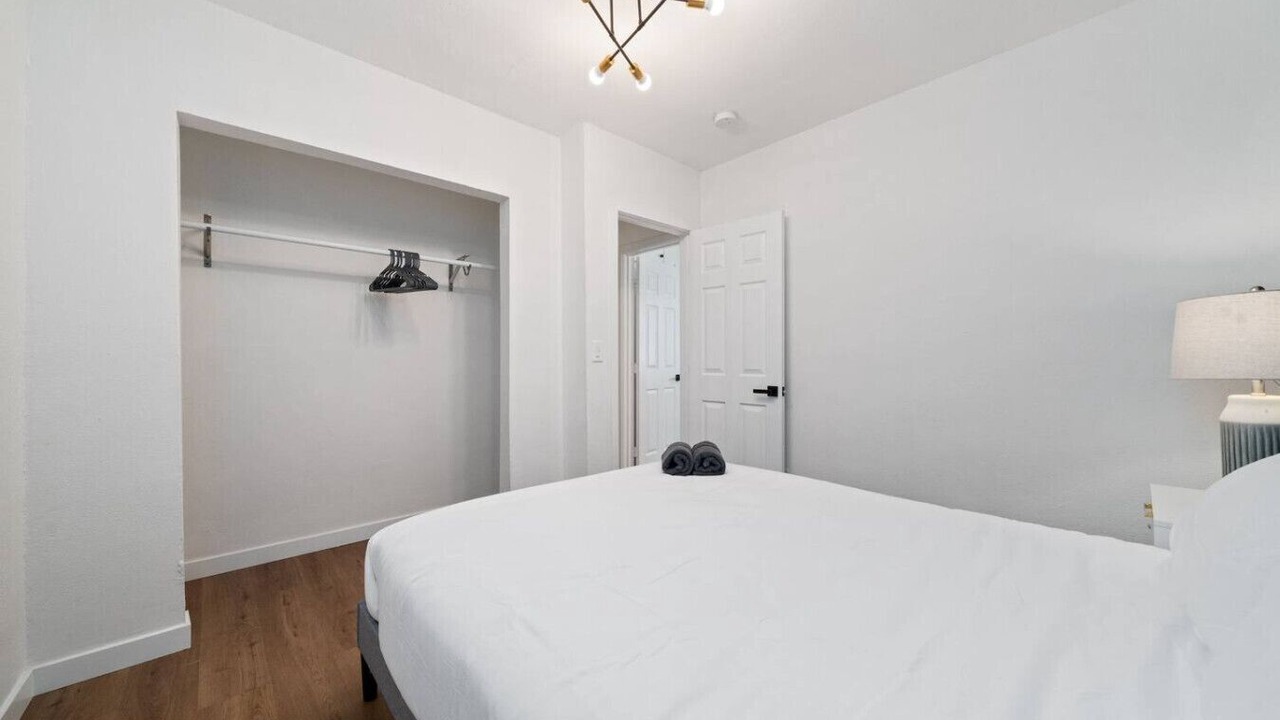 Photo of Bedroom in South Wrigley
