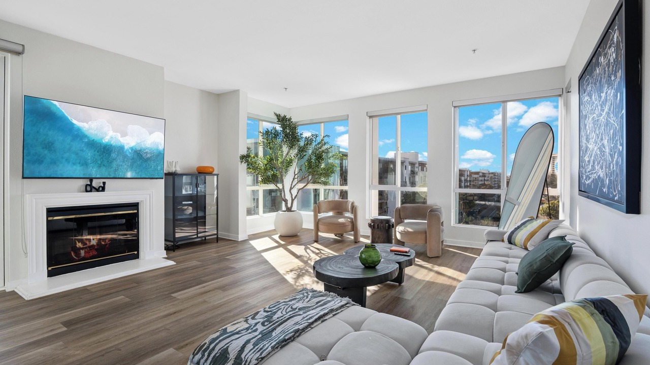 Photo of Livingroom in Marina del Rey