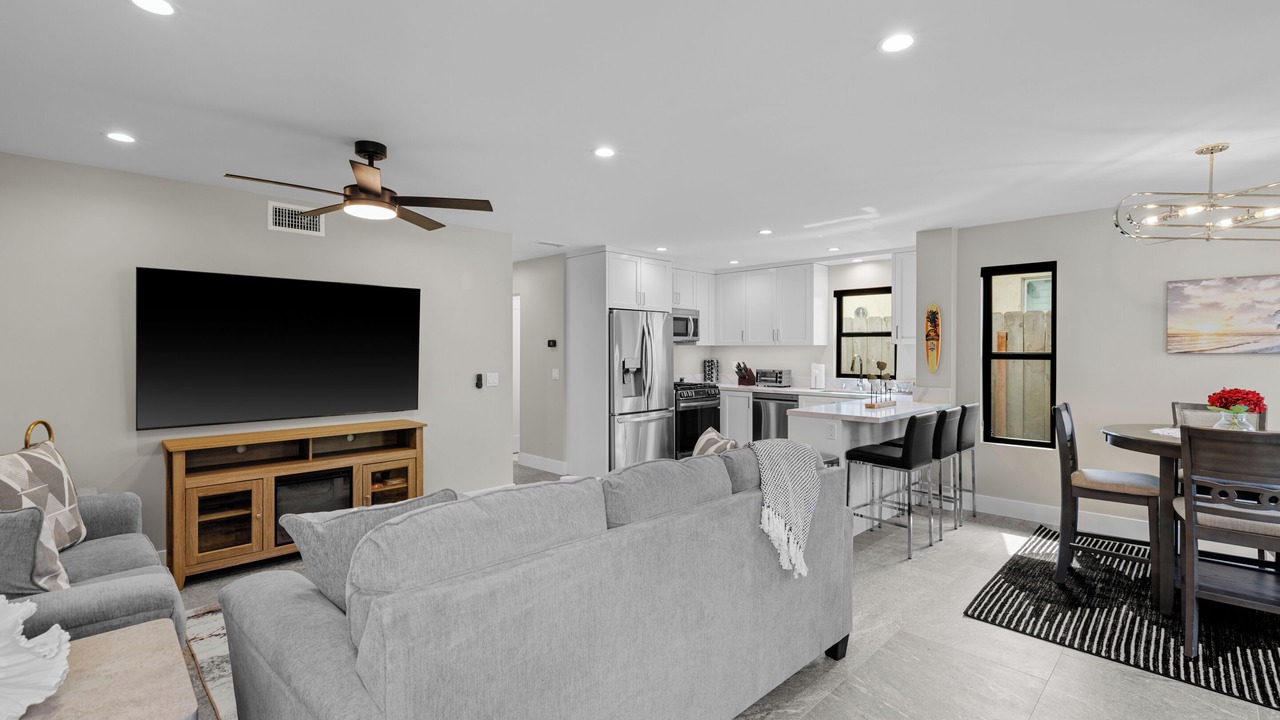 Photo of Livingroom in South Mission Beach