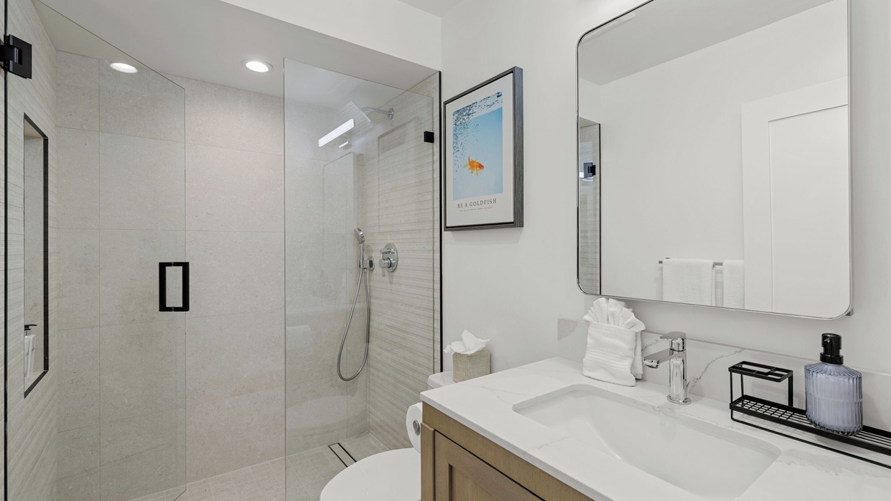 Photo of Bathroom in South Mission Beach