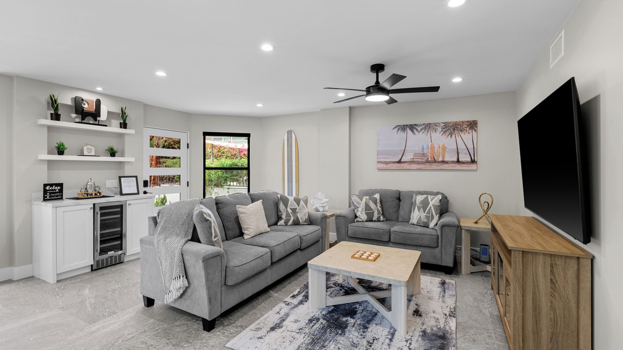 Photo of Livingroom in South Mission Beach