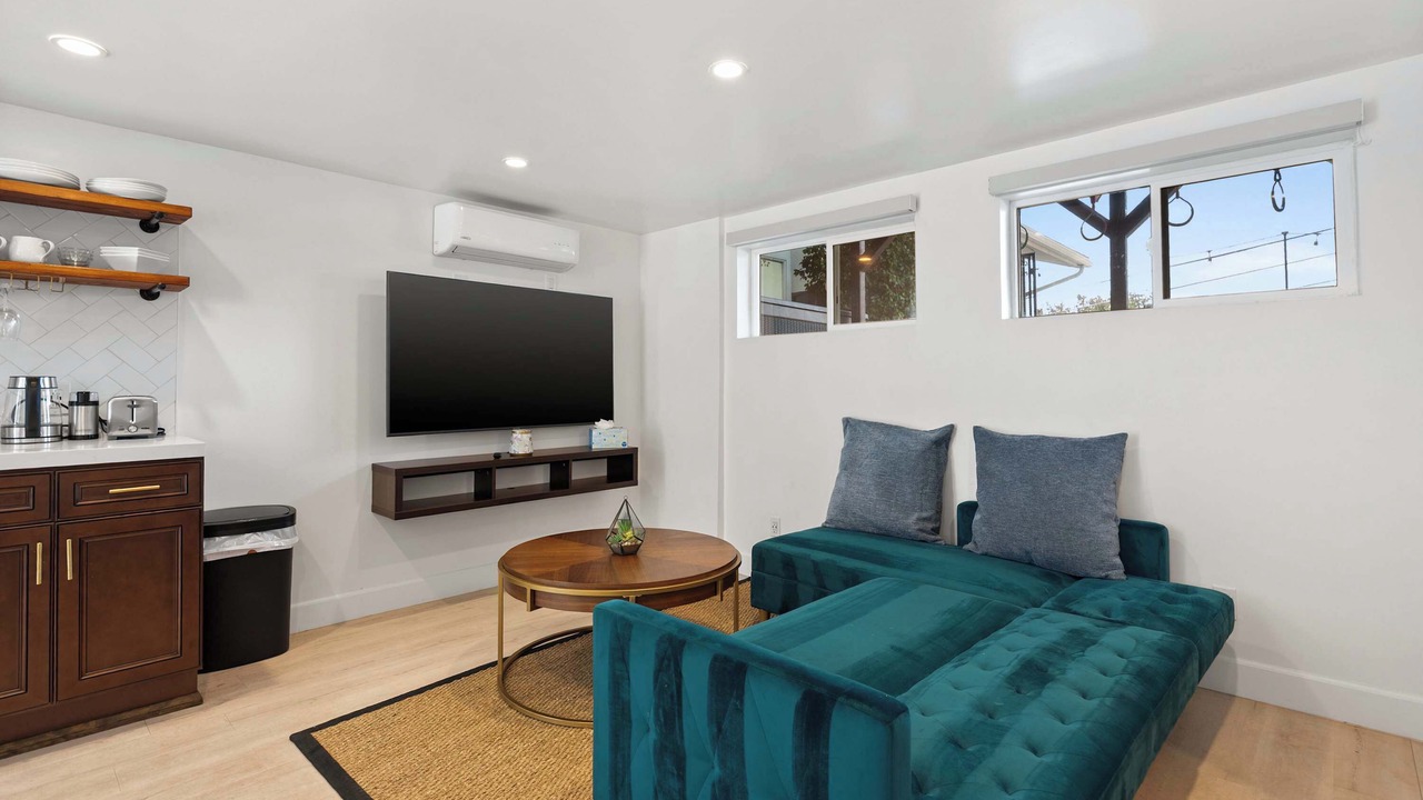 Photo of Livingroom in Pacific Palisades