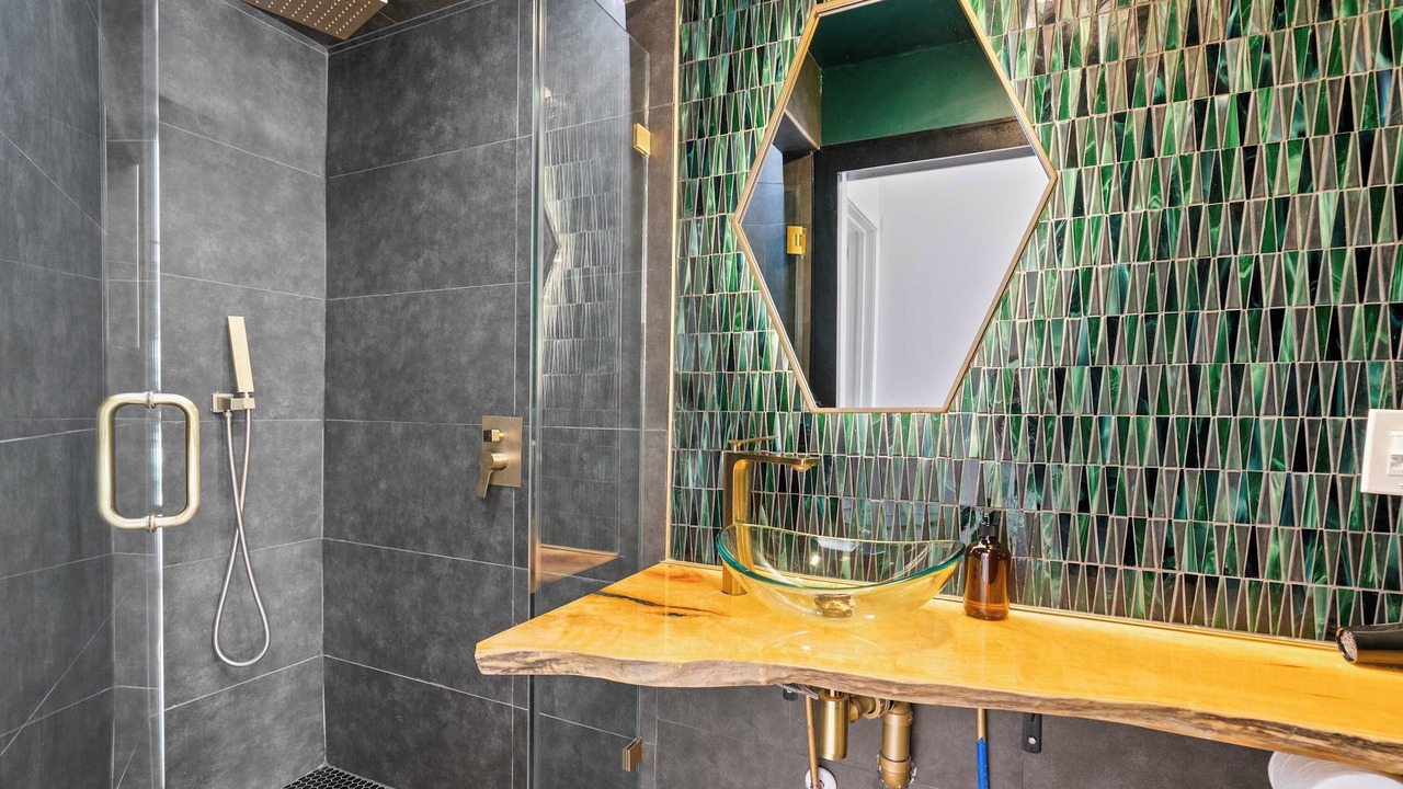 Photo of Bathroom in Pacific Palisades