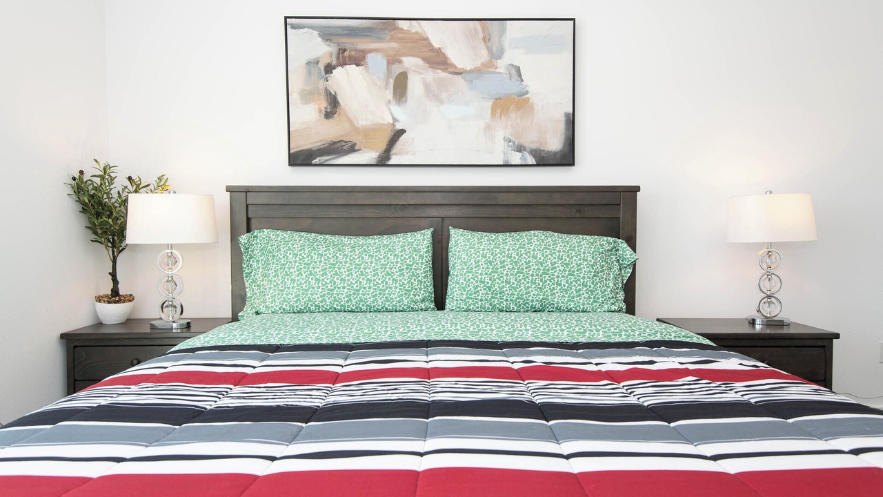 Photo of Bedroom in Anaheim Resort
