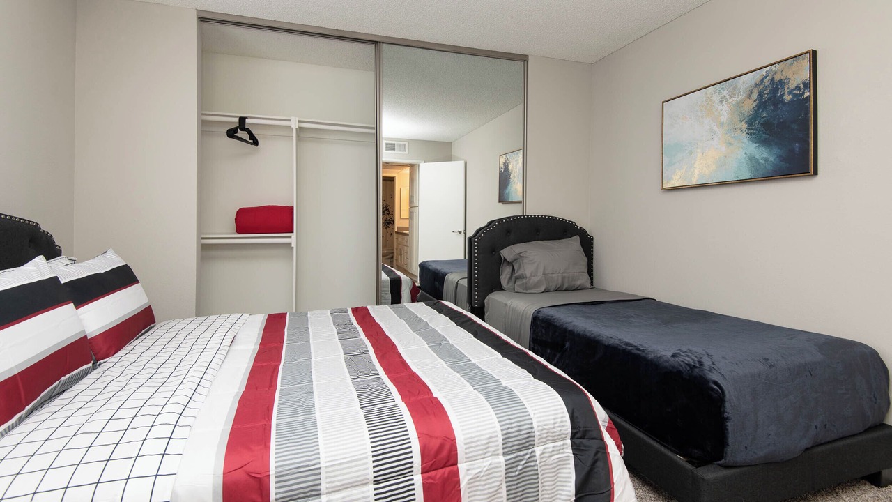 Photo of Bedroom in Anaheim Resort
