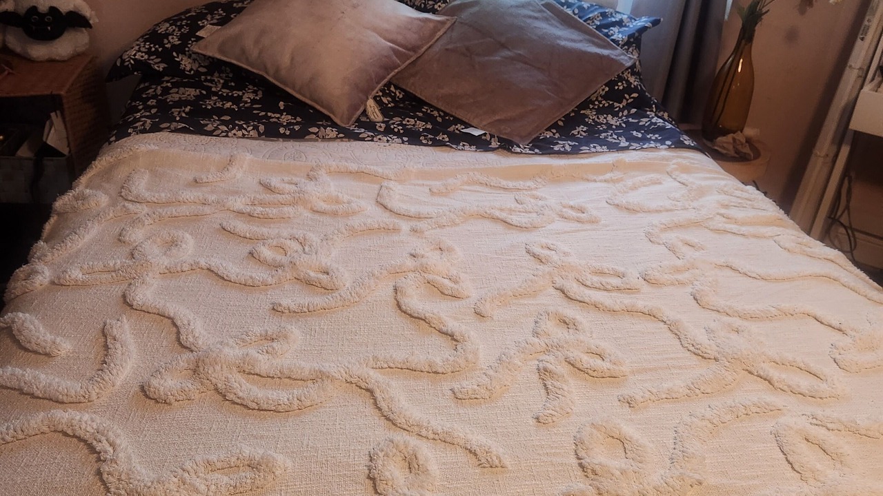 Photo of Bedroom in Downey