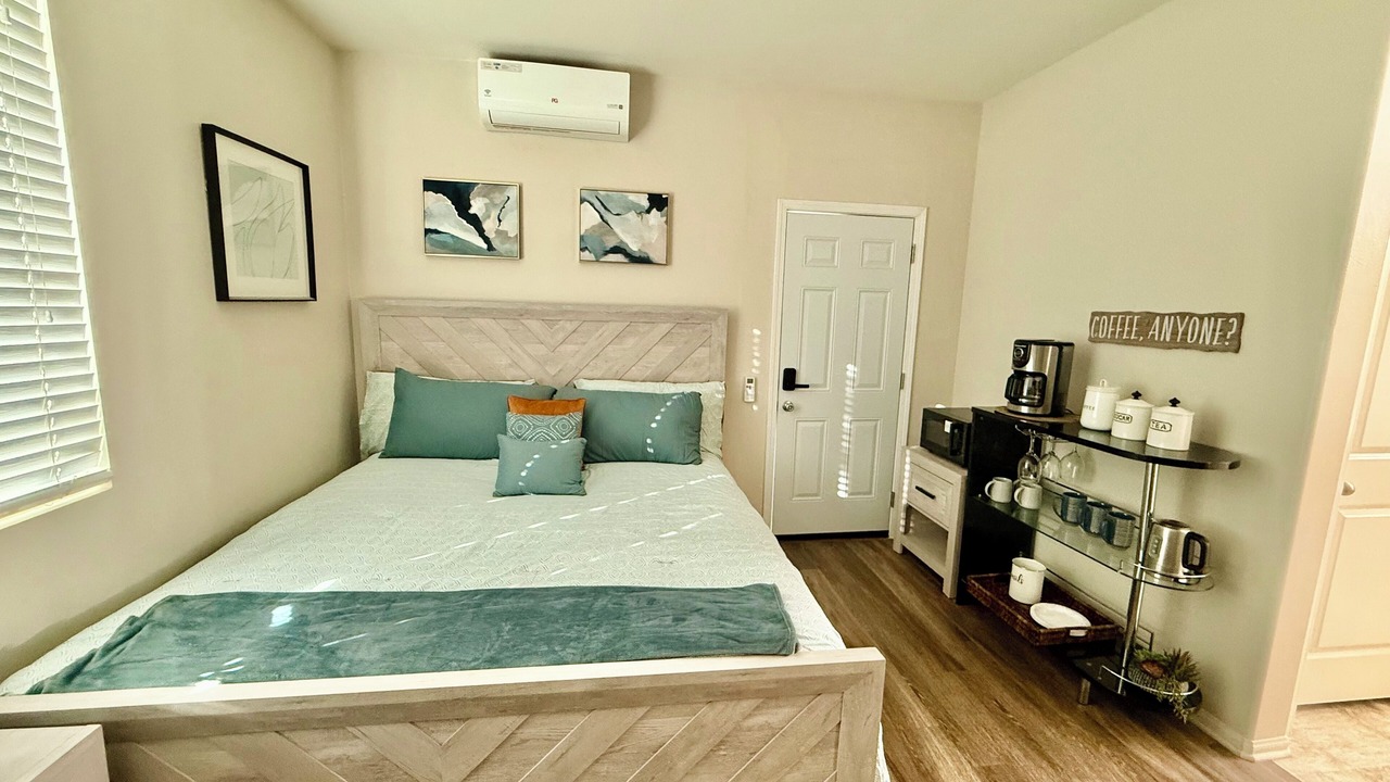 Photo of Bedroom in Lake Elsinore