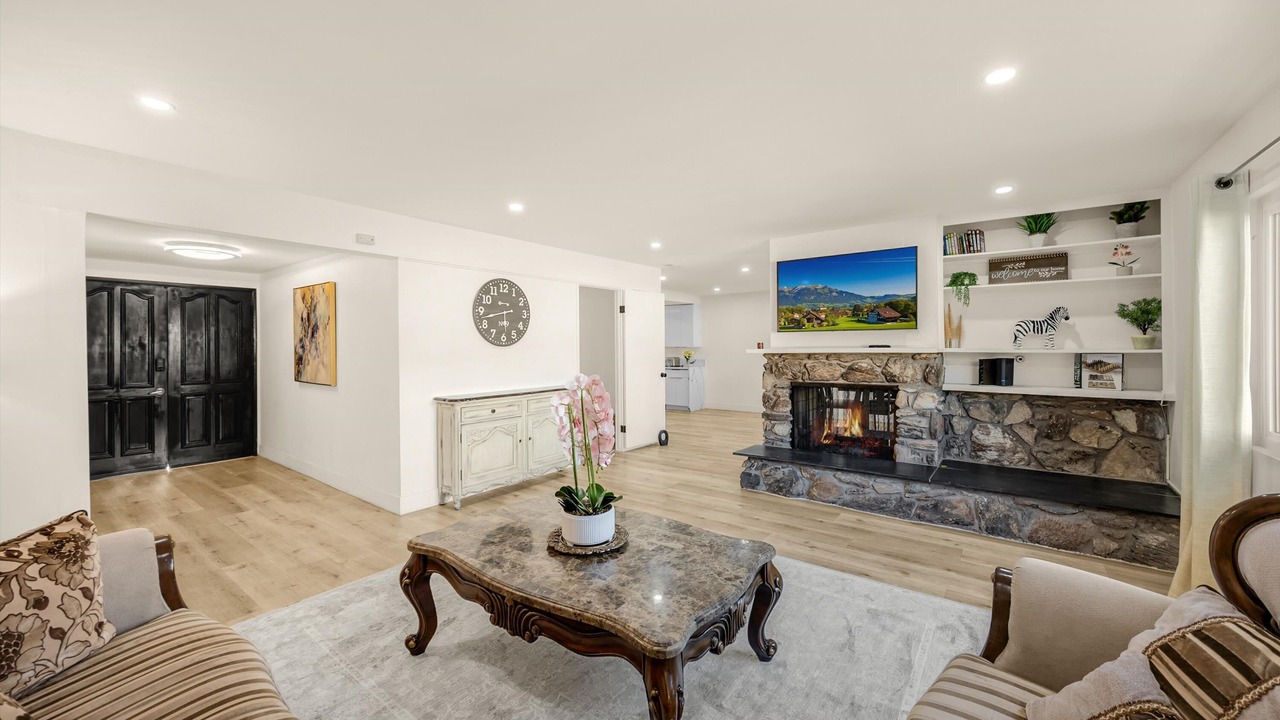 Photo of Livingroom in Placentia