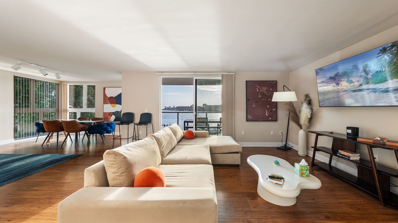 Photo of Livingroom in Marina del Rey