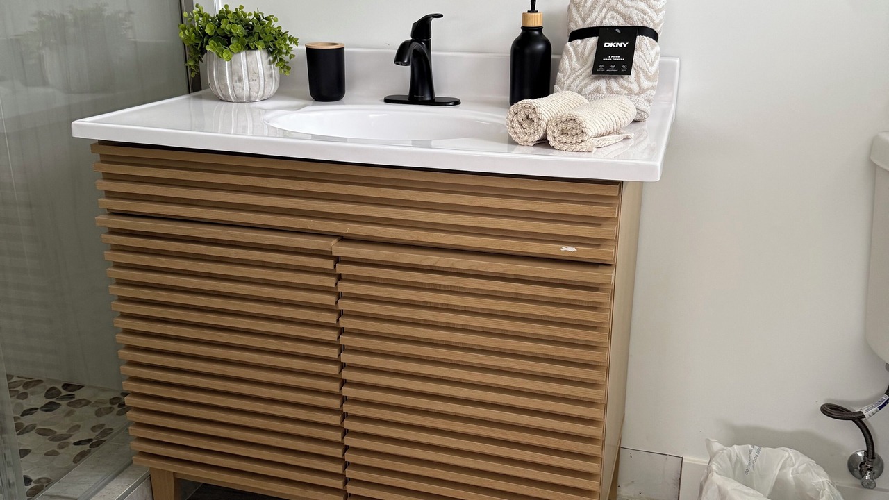 Photo of Bathroom in Northwest Anaheim