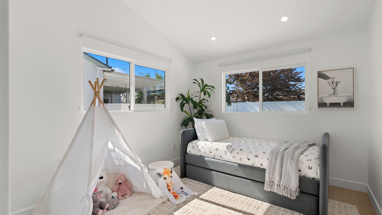 Photo of Bedroom in Northwest Anaheim
