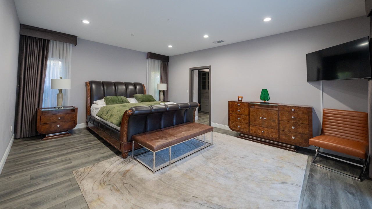 Photo of Bedroom in Burbank