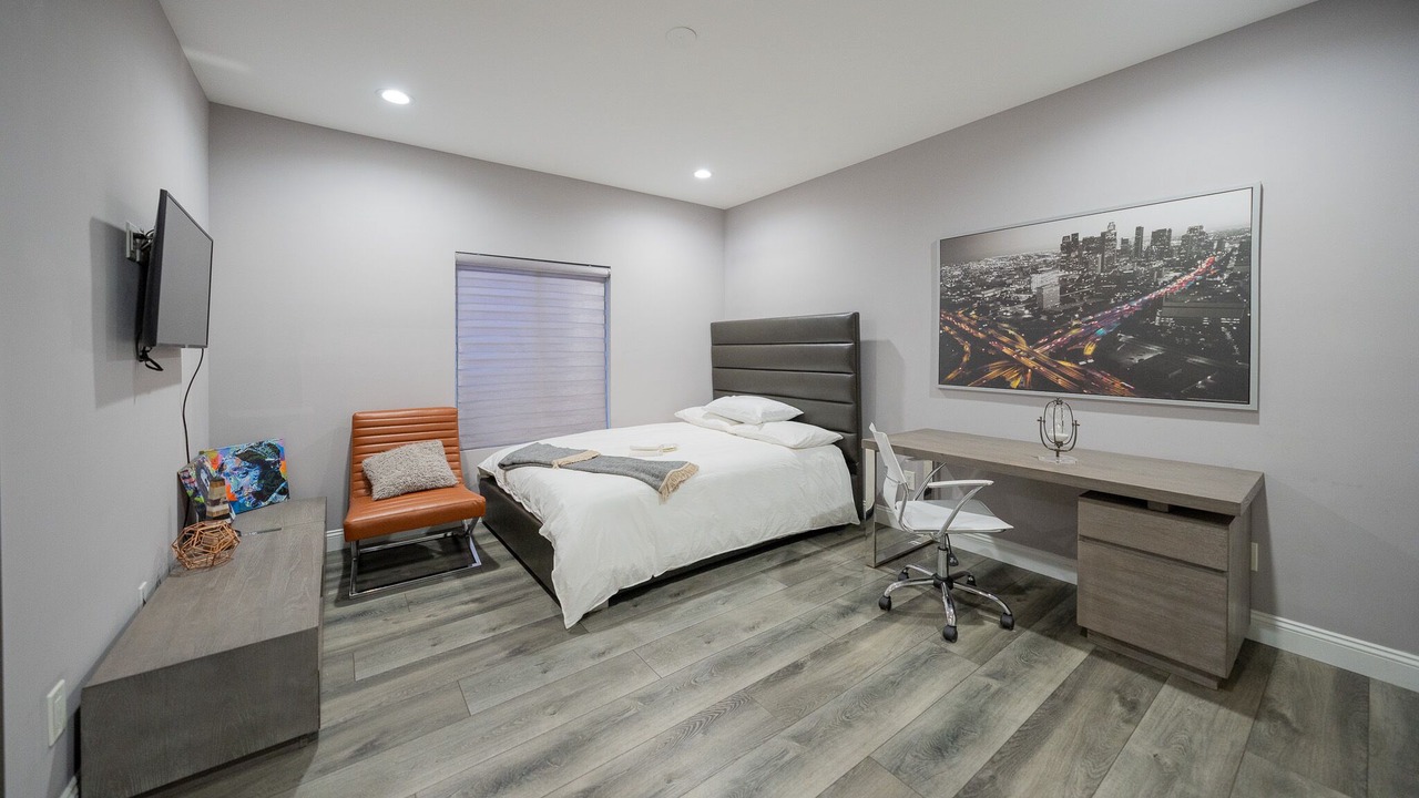 Photo of Bedroom in Burbank