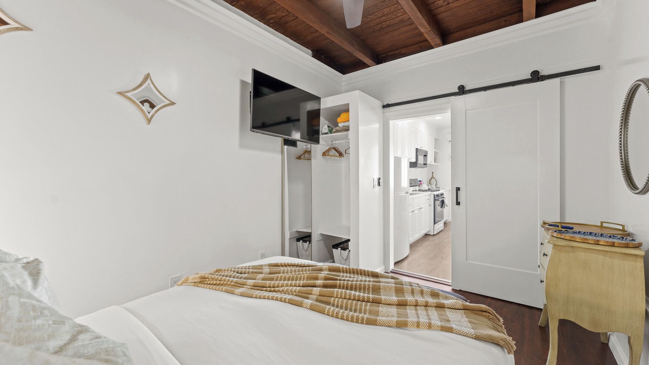 Photo of Bedroom in Hawthorne