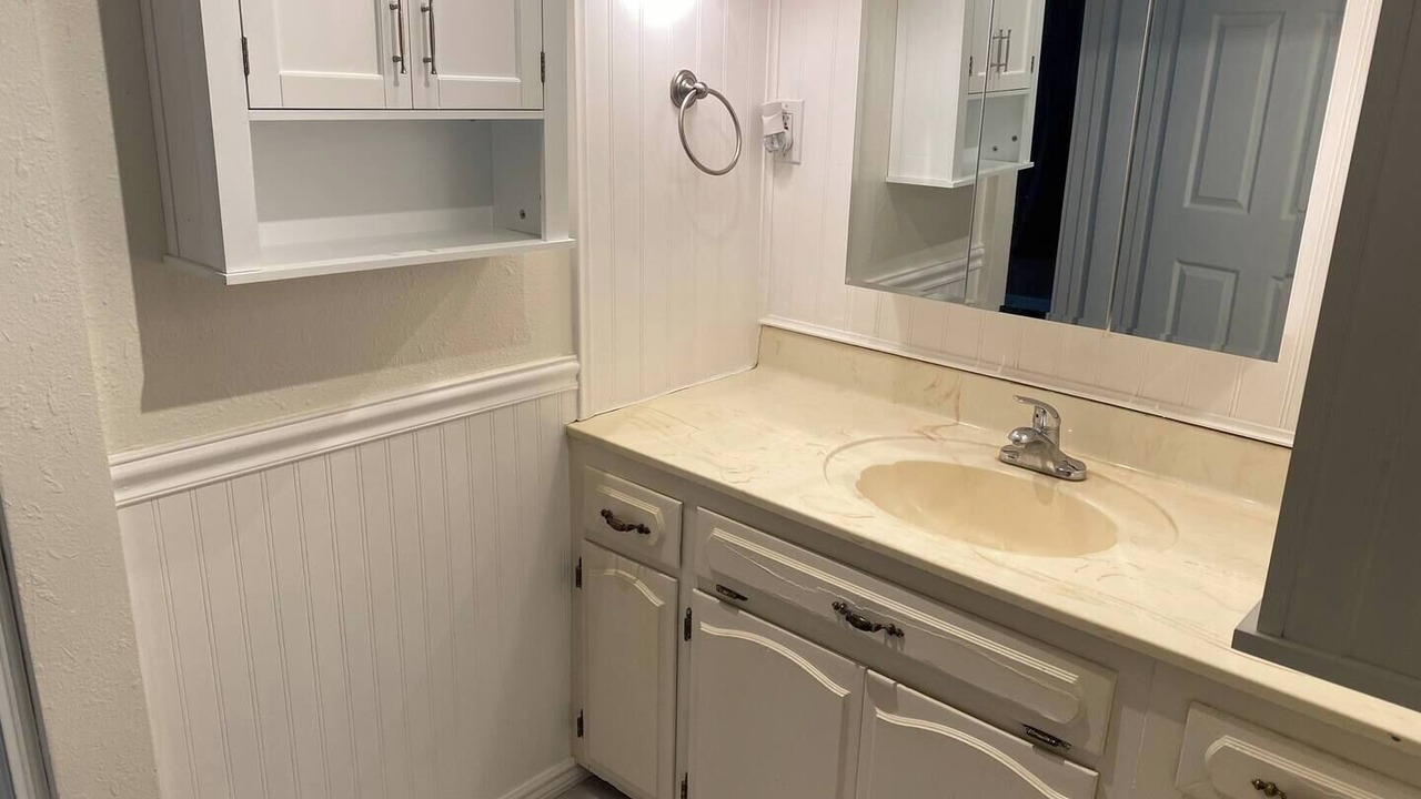 Photo of Bathroom in Canyon Country