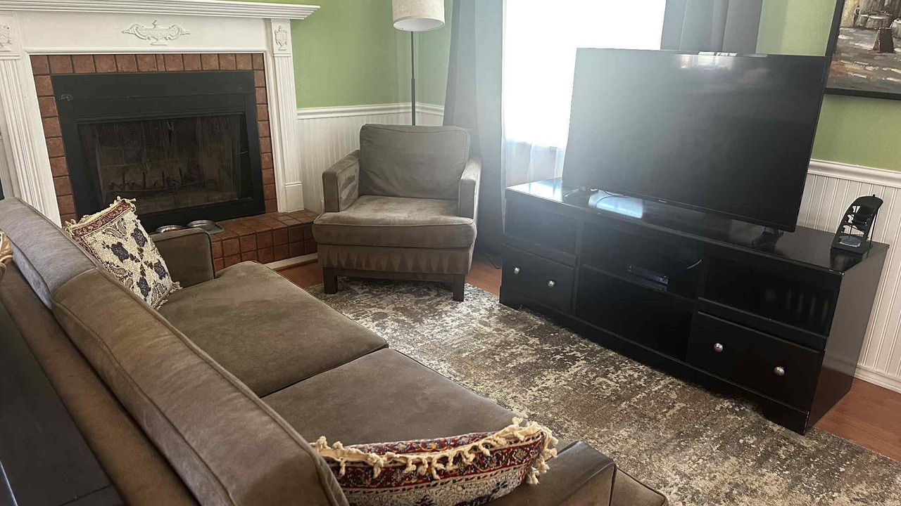 Photo of Livingroom in Canyon Country