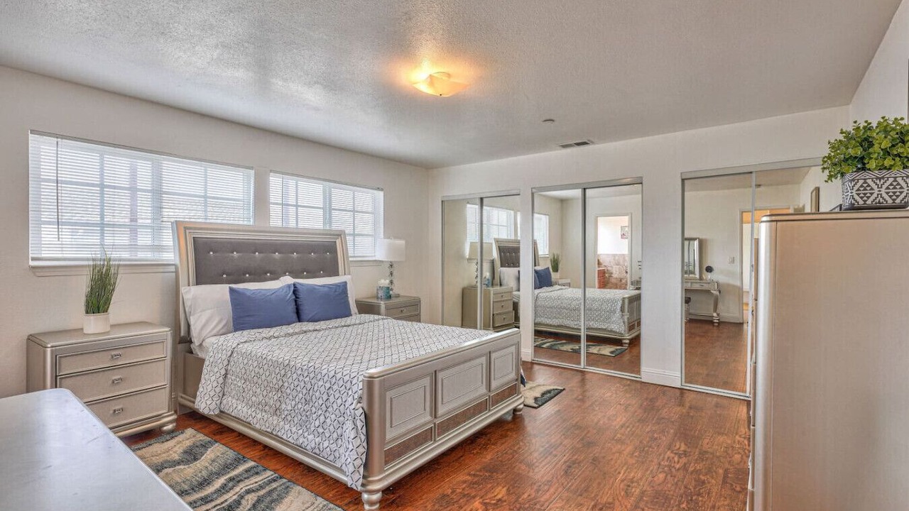 Photo of Bedroom in Marina