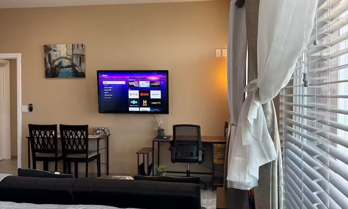 Photo of Bedroom in Riverside