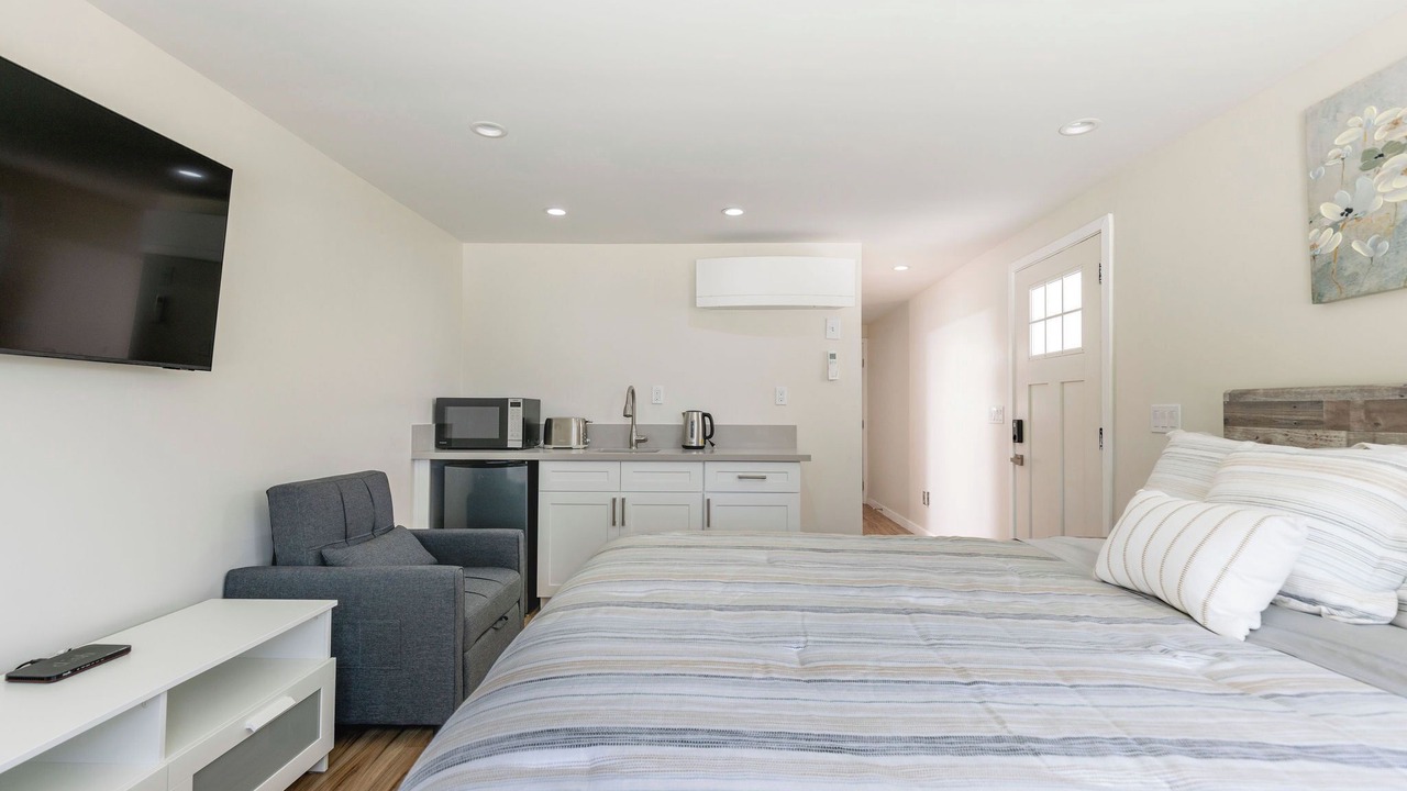 Photo of Bedroom in La Crescenta-Montrose