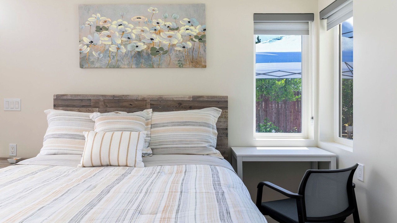 Photo of Bedroom in La Crescenta-Montrose